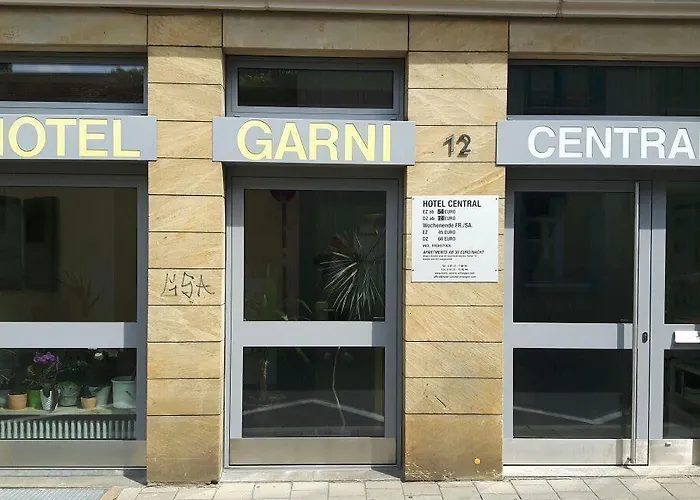 Hotel Central מלון 3*